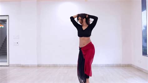 indian hot dance